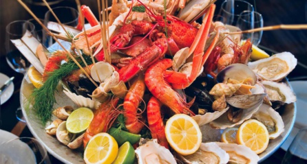 Crustacés et fruits de mer du port de la Cotinière sur Oléron