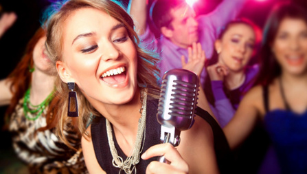 le karaoké, de ses origines à aujourd'hui le karaoké, de ses origines à aujourd'hui