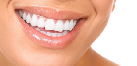 un sourire splendide, un sourire de rêve